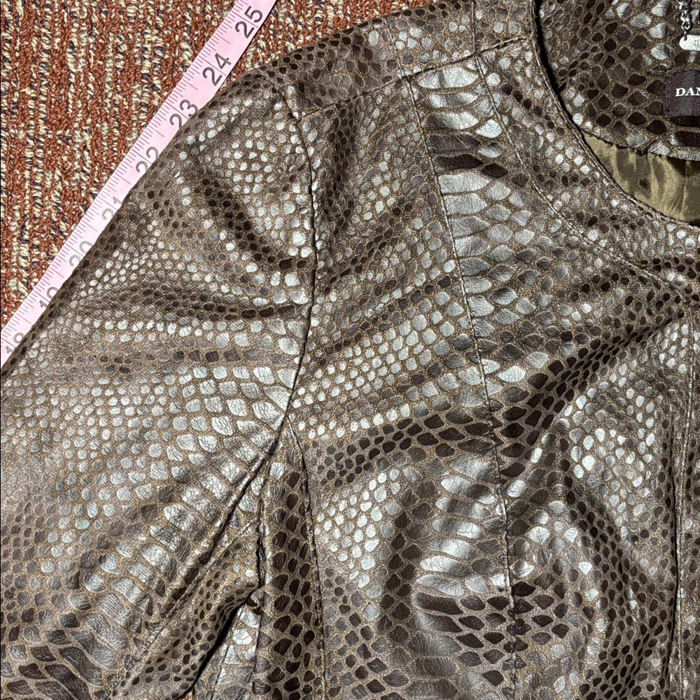 Dana buchman blazer small faux leather snakeskin brown animal print moto style - Picture 10 of 13